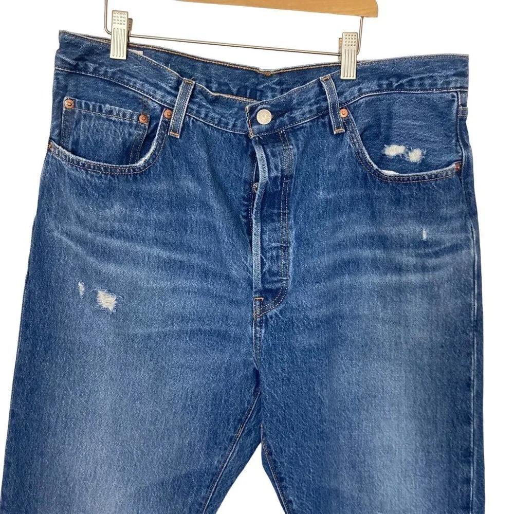 Levis 501XX Button Fly Jeans 34 x 30 Distressed 100% Cotton Medium Wash